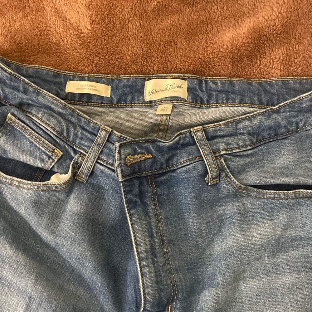 Blue Ankle Jeans for plus size!